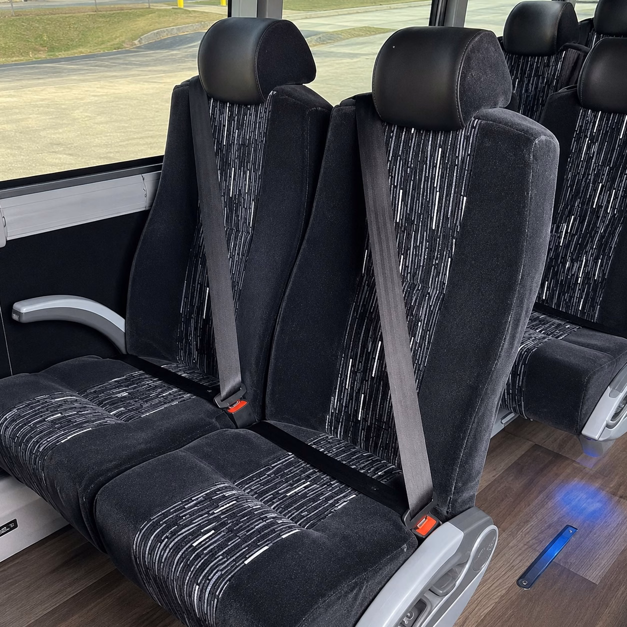 how where and when you are traveling affects vancouver bus rental rates